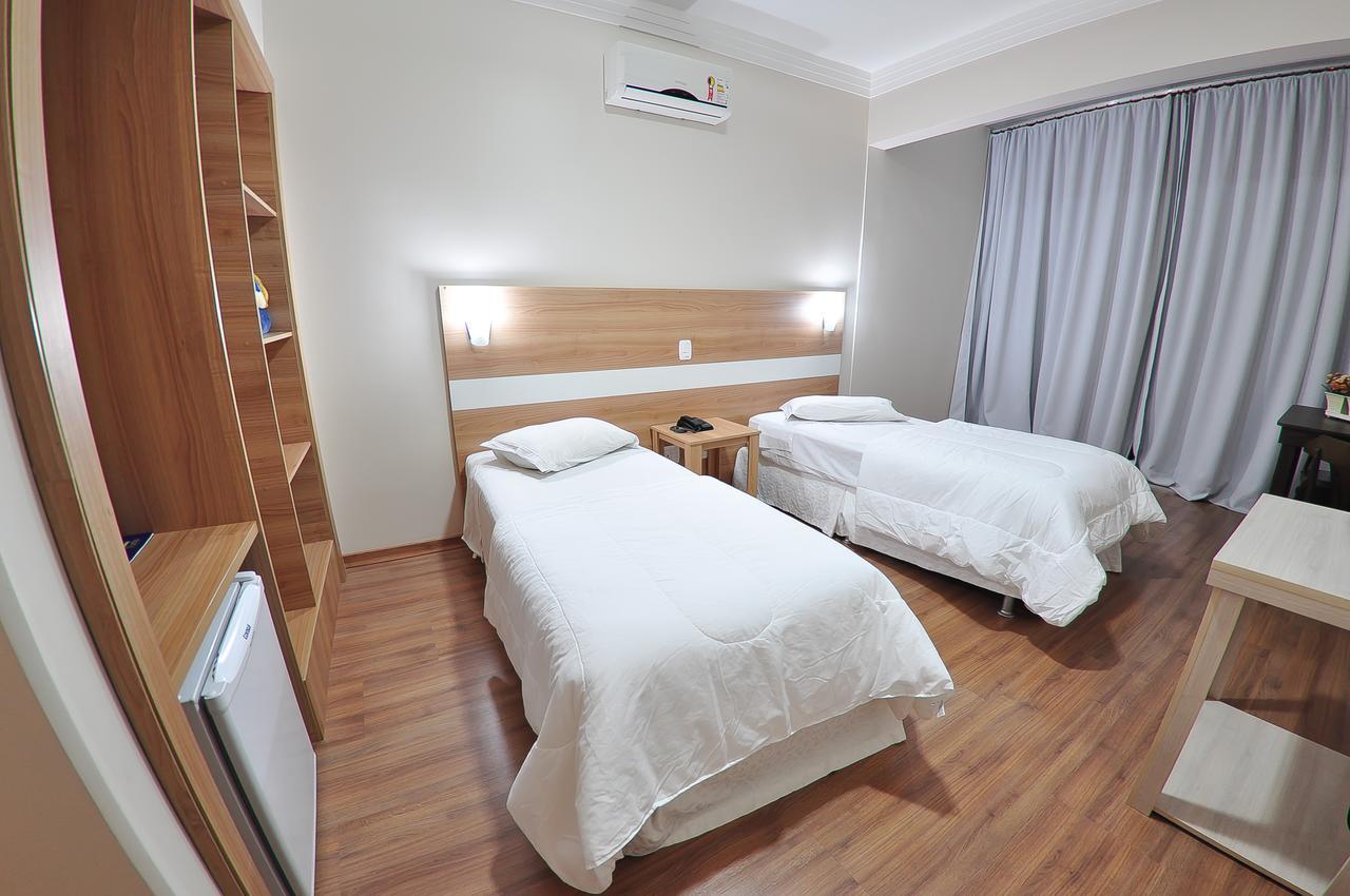 Turis Hotel Passo Fundo Buitenkant foto