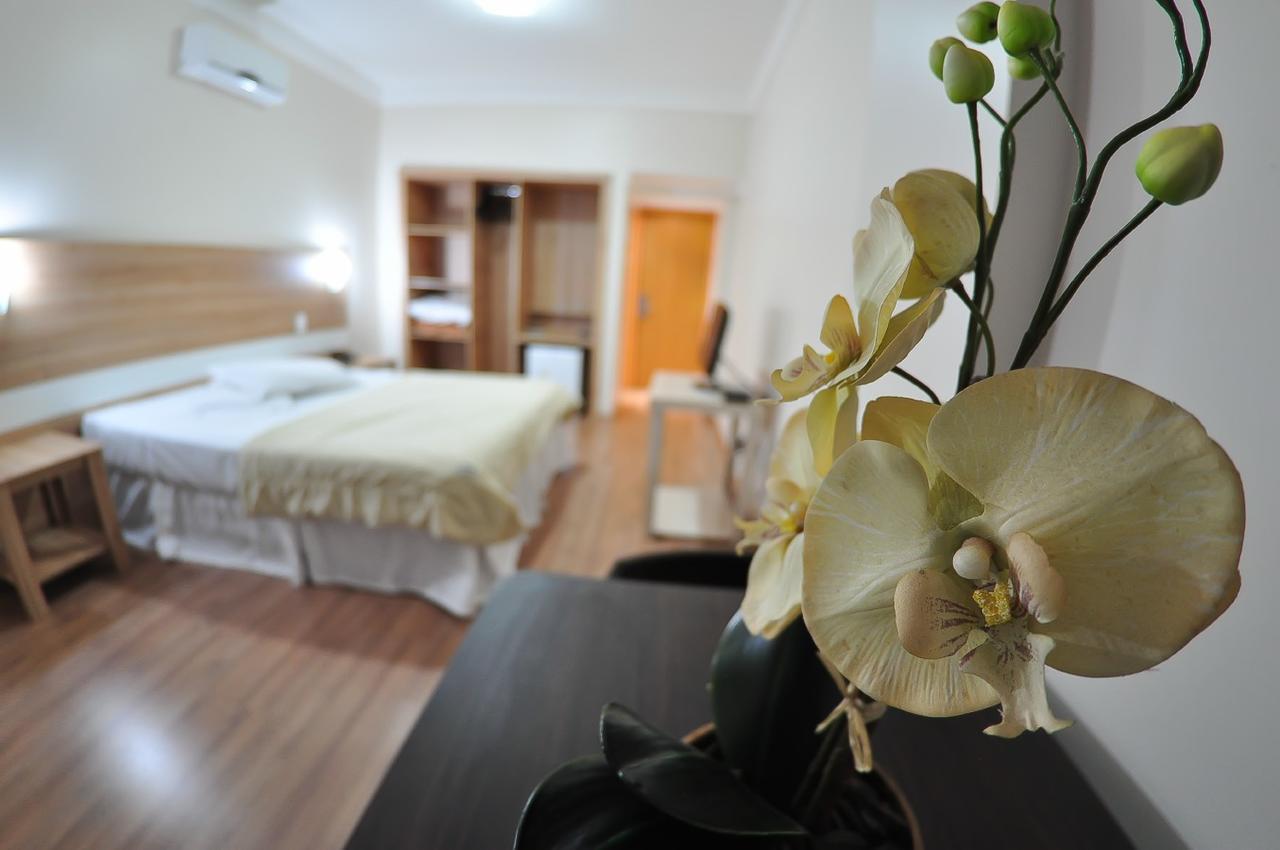 Turis Hotel Passo Fundo Buitenkant foto